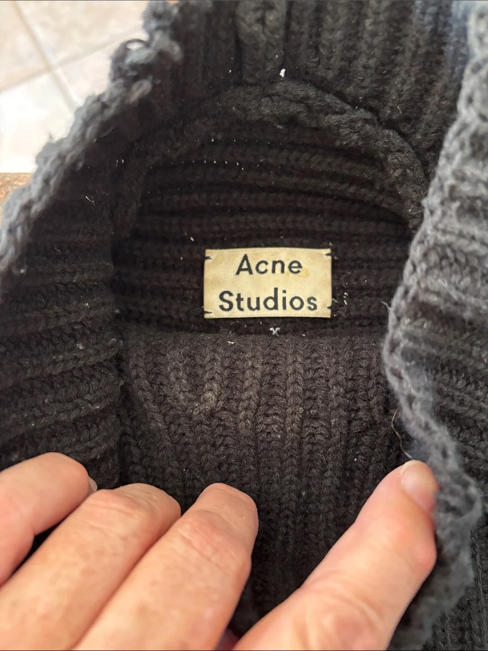 Acne Studios Ladies Ribbed Black 100% Wool Turtleneck Sweater-XS